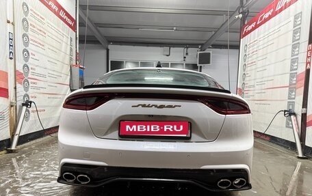 KIA Stinger I, 2018 год, 2 100 000 рублей, 10 фотография