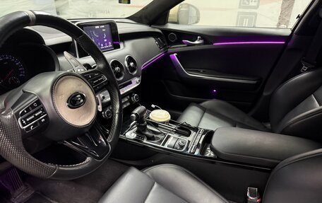 KIA Stinger I, 2018 год, 2 100 000 рублей, 18 фотография