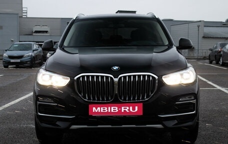 BMW X5, 2020 год, 7 600 000 рублей, 2 фотография