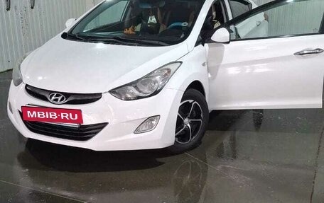 Hyundai Elantra V, 2011 год, 750 000 рублей, 3 фотография