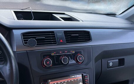 Volkswagen Caddy IV, 2017 год, 1 950 000 рублей, 6 фотография