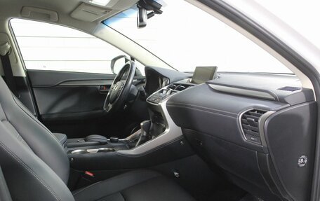 Lexus NX I, 2016 год, 4 200 000 рублей, 19 фотография