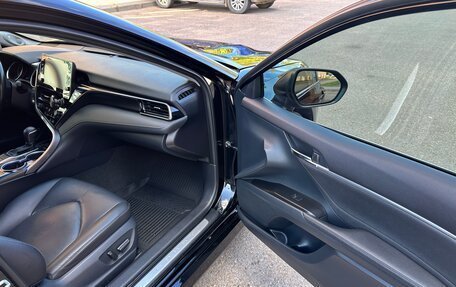 Toyota Camry, 2021 год, 3 700 000 рублей, 13 фотография