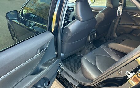 Toyota Camry, 2021 год, 3 700 000 рублей, 15 фотография