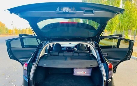 Honda Vezel, 2014 год, 1 340 000 рублей, 7 фотография