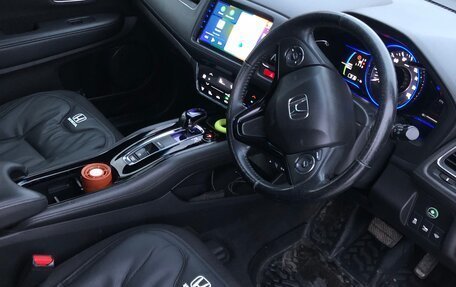 Honda Vezel, 2014 год, 1 340 000 рублей, 10 фотография