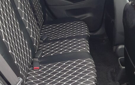 Hyundai Solaris II рестайлинг, 2011 год, 750 000 рублей, 15 фотография