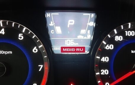 Hyundai Solaris II рестайлинг, 2011 год, 750 000 рублей, 12 фотография