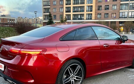 Mercedes-Benz E-Класс, 2019 год, 4 550 000 рублей, 2 фотография