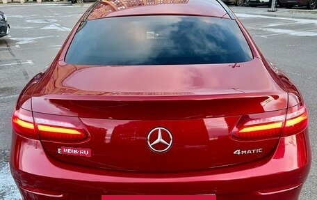 Mercedes-Benz E-Класс, 2019 год, 4 550 000 рублей, 3 фотография