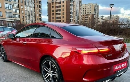 Mercedes-Benz E-Класс, 2019 год, 4 550 000 рублей, 4 фотография