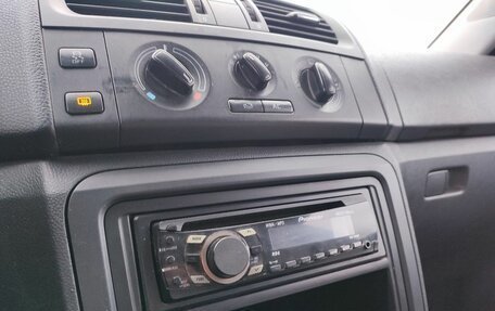 Skoda Fabia II, 2012 год, 499 000 рублей, 8 фотография