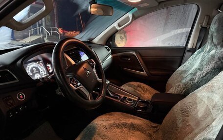 Mitsubishi Montero Sport, 2021 год, 4 500 000 рублей, 8 фотография