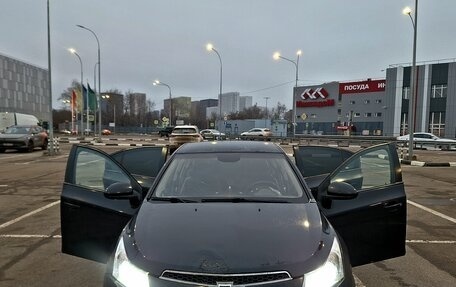 Chevrolet Cruze II, 2010 год, 377 777 рублей, 1 фотография