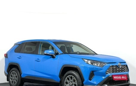Toyota RAV4, 2020 год, 2 447 000 рублей, 3 фотография