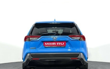 Toyota RAV4, 2020 год, 2 447 000 рублей, 6 фотография