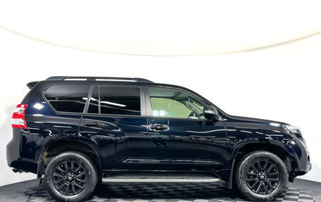 Toyota Land Cruiser Prado 150 рестайлинг 2, 2017 год, 4 797 000 рублей, 4 фотография