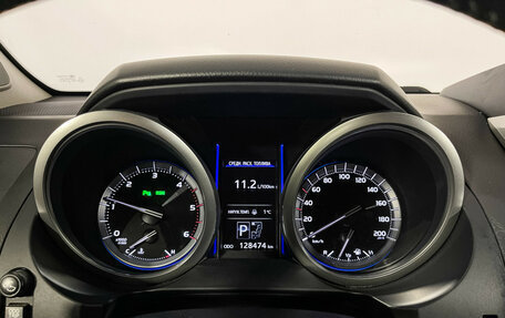 Toyota Land Cruiser Prado 150 рестайлинг 2, 2017 год, 4 797 000 рублей, 11 фотография