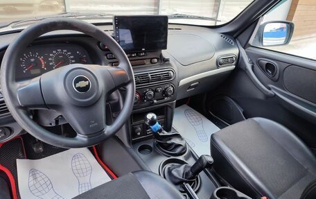 Chevrolet Niva I рестайлинг, 2016 год, 599 000 рублей, 8 фотография