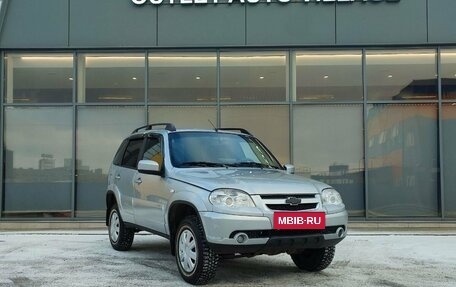Chevrolet Niva I рестайлинг, 2016 год, 599 000 рублей, 2 фотография