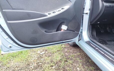 Hyundai Solaris II рестайлинг, 2014 год, 850 000 рублей, 7 фотография