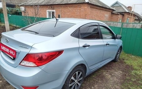 Hyundai Solaris II рестайлинг, 2014 год, 850 000 рублей, 5 фотография