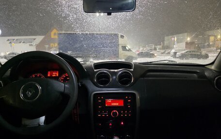 Renault Duster I рестайлинг, 2015 год, 900 000 рублей, 14 фотография