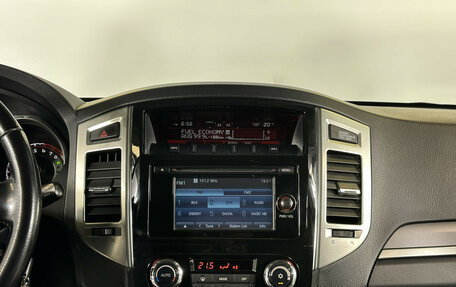 Mitsubishi Pajero IV, 2015 год, 2 688 000 рублей, 15 фотография