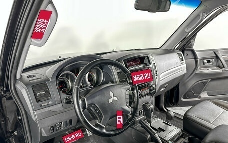 Mitsubishi Pajero IV, 2015 год, 2 688 000 рублей, 12 фотография