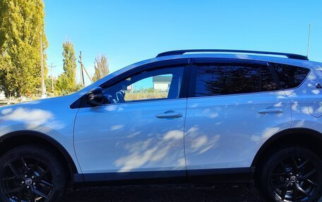 Toyota RAV4, 2019 год, 2 750 000 рублей, 1 фотография