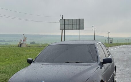 BMW 5 серия, 2002 год, 610 000 рублей, 1 фотография