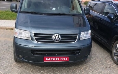 Volkswagen Caravelle T5, 2007 год, 1 300 000 рублей, 1 фотография