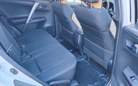 Toyota RAV4, 2019 год, 2 750 000 рублей, 6 фотография