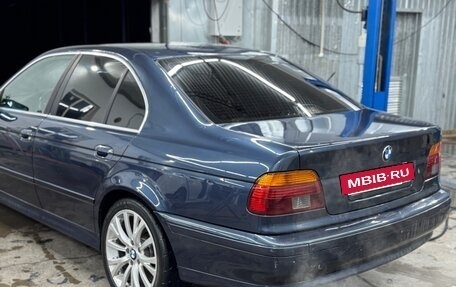 BMW 5 серия, 2002 год, 610 000 рублей, 3 фотография
