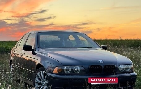 BMW 5 серия, 2002 год, 610 000 рублей, 10 фотография