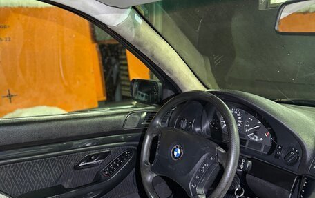 BMW 5 серия, 2002 год, 610 000 рублей, 17 фотография