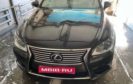Lexus LS IV, 2013 год, 1 650 000 рублей, 8 фотография