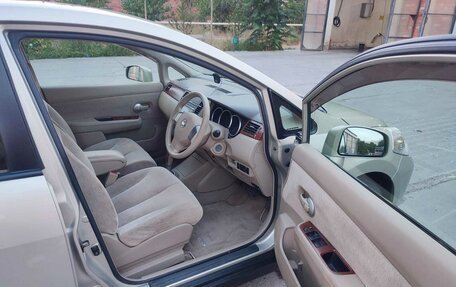 Nissan Tiida, 2005 год, 790 000 рублей, 9 фотография