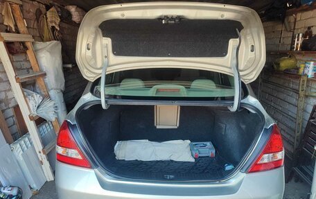 Nissan Tiida, 2005 год, 790 000 рублей, 19 фотография