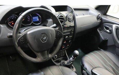 Renault Duster I рестайлинг, 2015 год, 1 049 000 рублей, 6 фотография