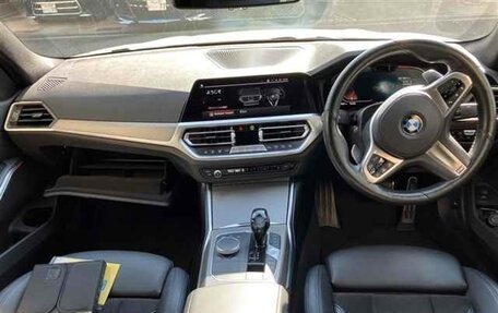 BMW 3 серия, 2021 год, 2 282 000 рублей, 4 фотография