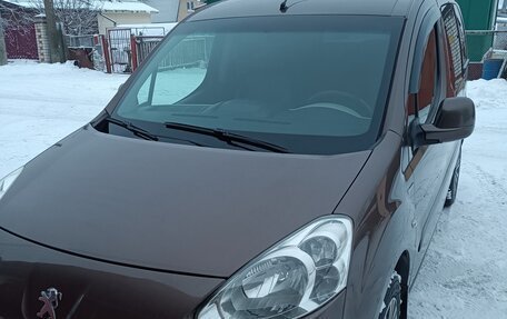 Peugeot Partner II рестайлинг 2, 2012 год, 900 000 рублей, 5 фотография