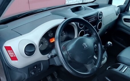 Peugeot Partner II рестайлинг 2, 2012 год, 900 000 рублей, 2 фотография