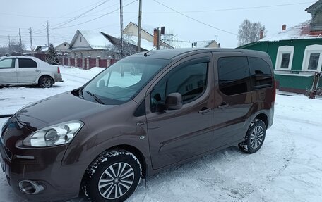 Peugeot Partner II рестайлинг 2, 2012 год, 900 000 рублей, 20 фотография