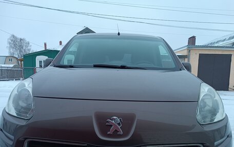 Peugeot Partner II рестайлинг 2, 2012 год, 900 000 рублей, 7 фотография