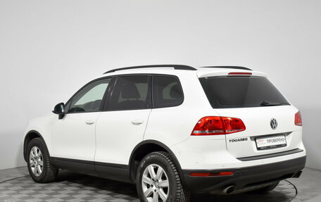Volkswagen Touareg III, 2015 год, 2 390 000 рублей, 7 фотография
