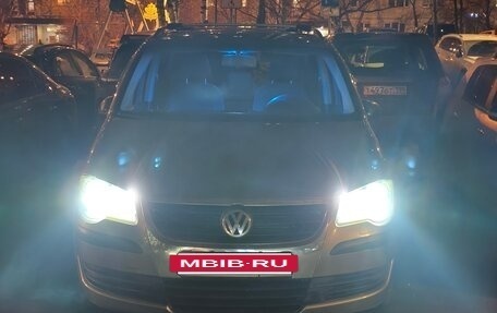 Volkswagen Touran III, 2007 год, 850 000 рублей, 14 фотография