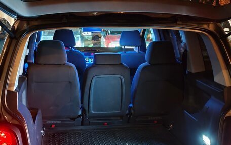 Volkswagen Touran III, 2007 год, 850 000 рублей, 19 фотография