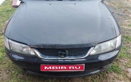 Opel Vectra B рестайлинг, 1998 год, 130 000 рублей, 1 фотография