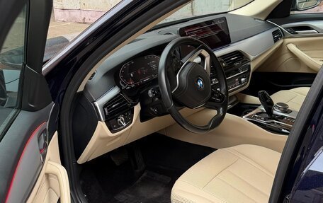 BMW 5 серия, 2021 год, 5 700 000 рублей, 5 фотография